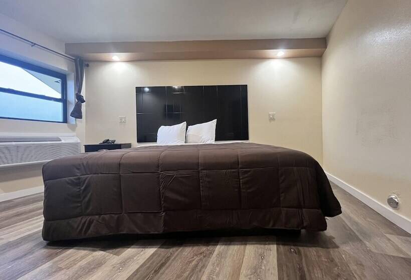 싱글 디럭스 룸, Circle Motor Lodge