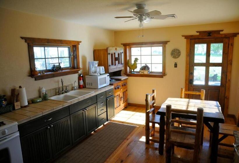 침실 2개 주택, Canyon Of The Ancients Guest Ranch