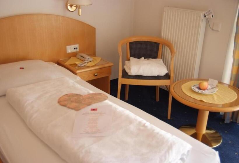 غرفة قياسية فردية, Seehotel Sparer