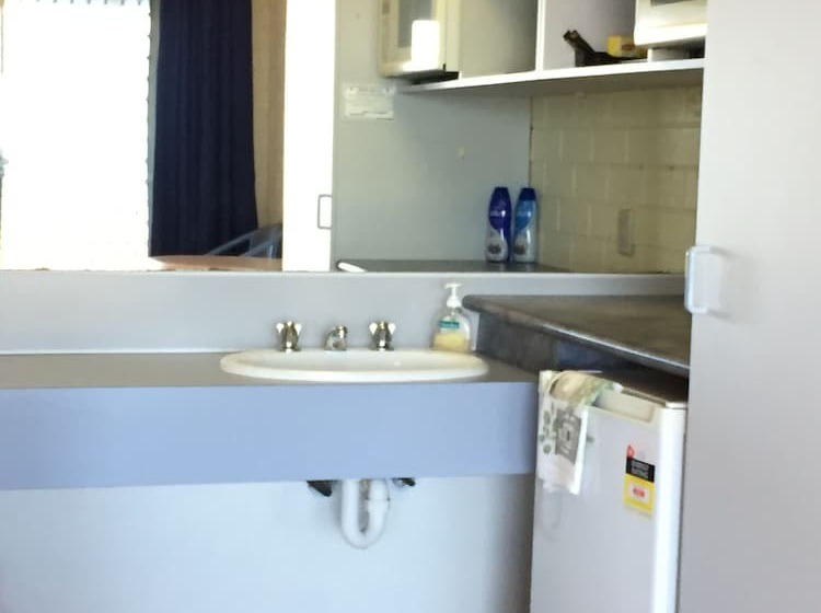 Апартаменты Basic 1 Спальня, Skenes Creek Lodge Motel And Restaurant