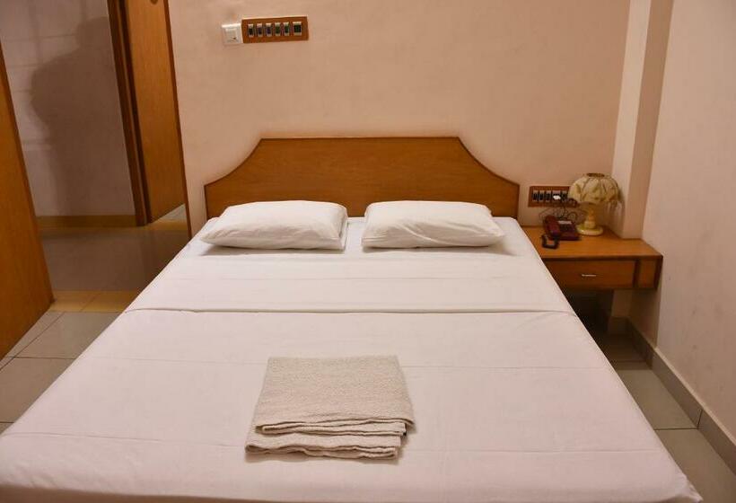 Номер Стандарт, Yogiram Inn
