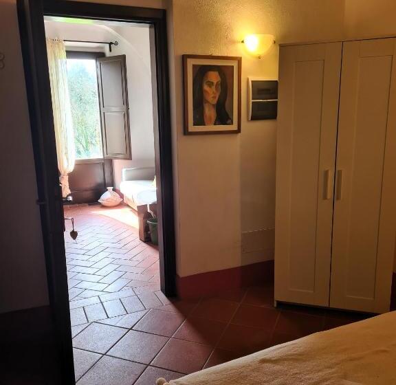 Семейный Номер Вид на Сад, B&b Le Torri Di Firenze