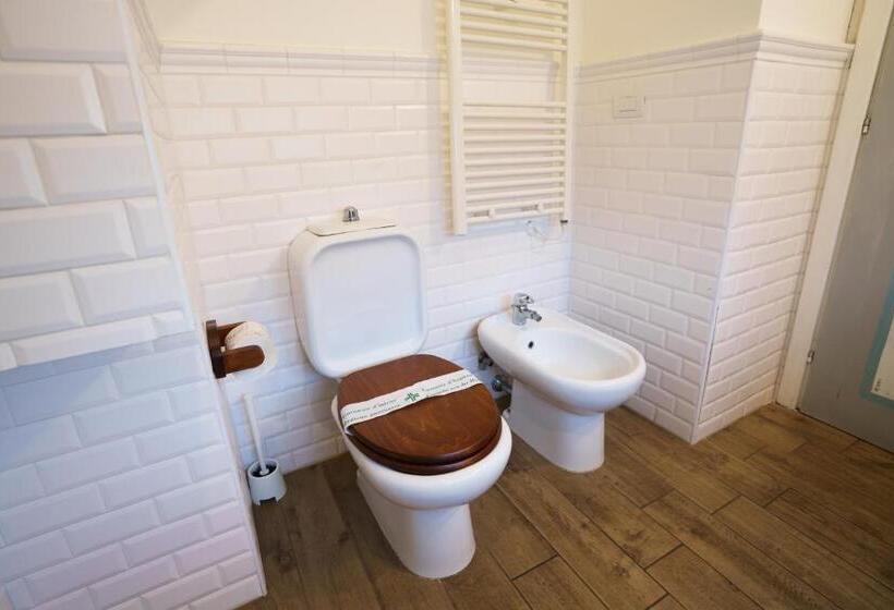 带露台的标准房间, Quattro Torri B&b