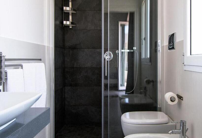 4 Bett Deluxe Zimmer, Ermes