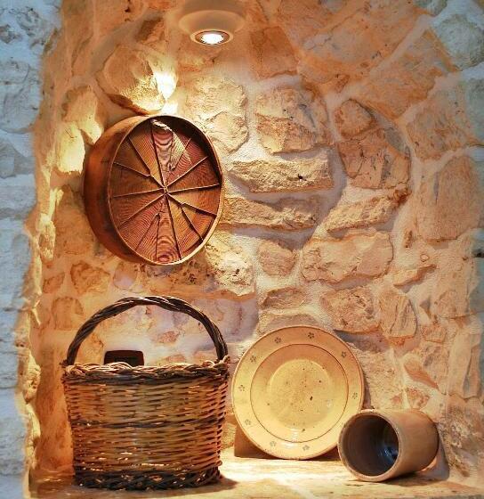 آپارتمان 1 خوابه, Trulli Isago