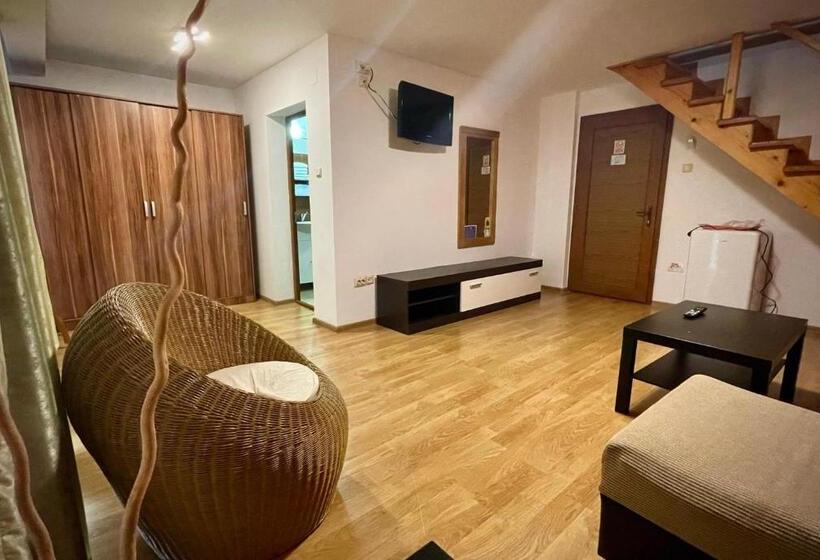 جناح دوبلكس, Vamabel House