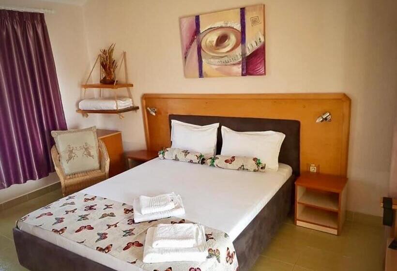 חדר סטנדרט עם מרפסת, Vamabel House