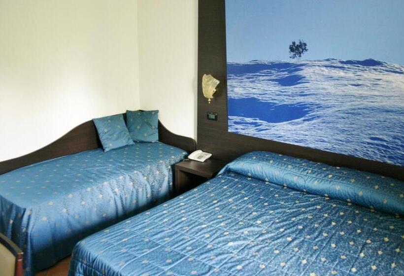 스탠다드 트리플 룸, Al Poggio