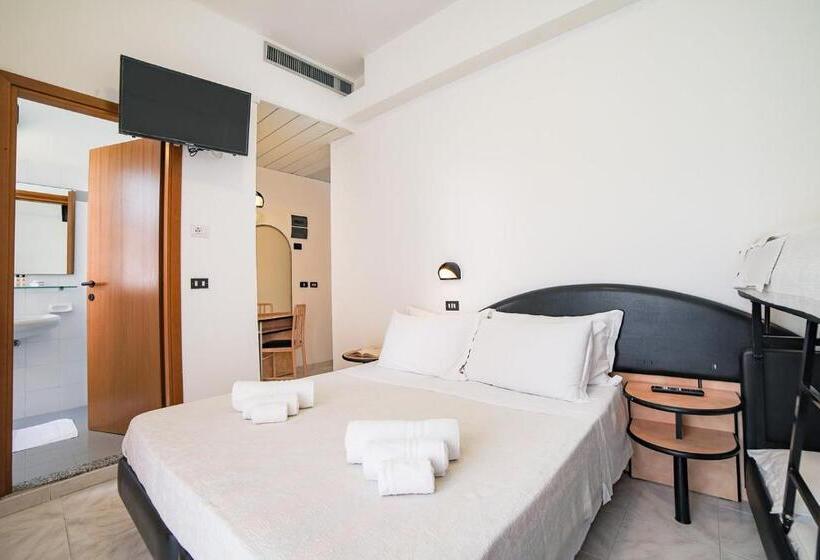 اتاق استاندارد چهار تخته, Ambasciatori