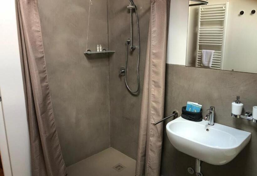 חדר סטנדרט, Le Andrianelle