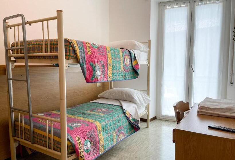 غرفة عائلية, Locanda Alla Perla