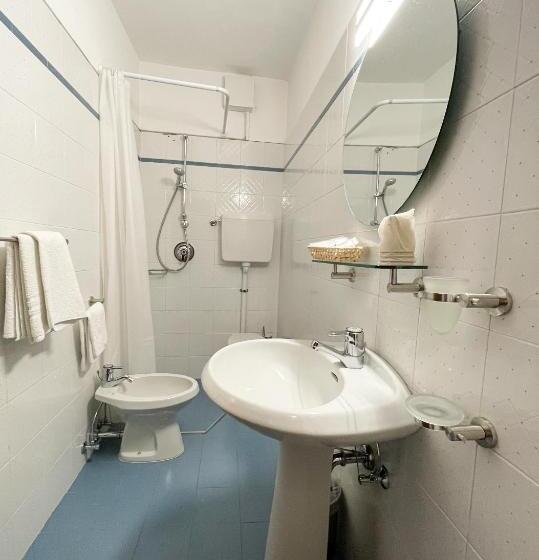 غرفة عائلية, Locanda Alla Perla