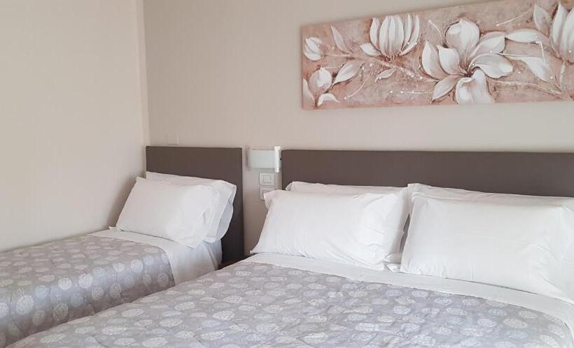 Номер Стандарт Трехместный, Margherita Meublè