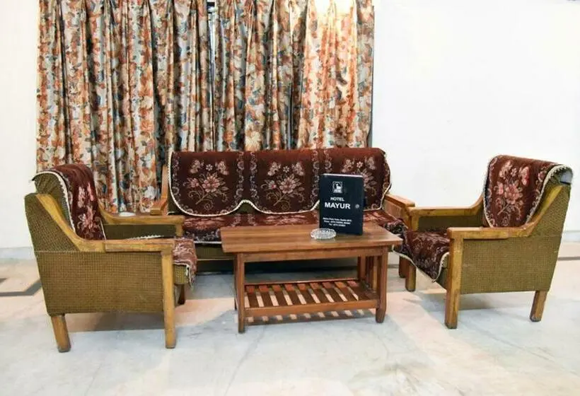 Suite, Mayur