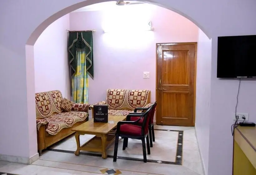 Suite Executiva, Mayur