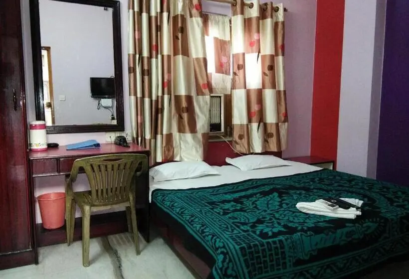 Quarto Familiar, Mayur