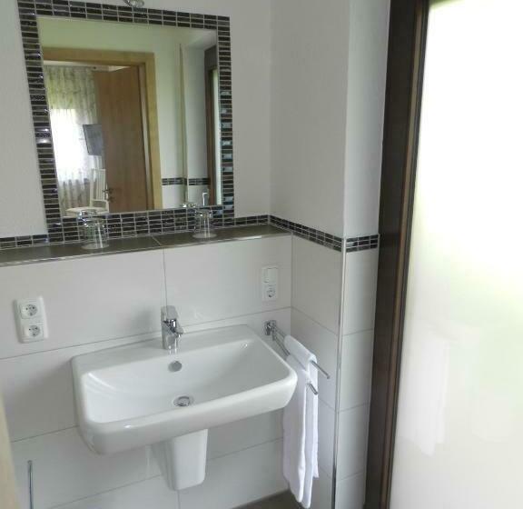 标准间带阳台, Weingut Stassen