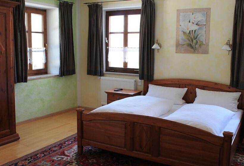 Номер Стандарт Трехместный, Landhotel Kahrmühle