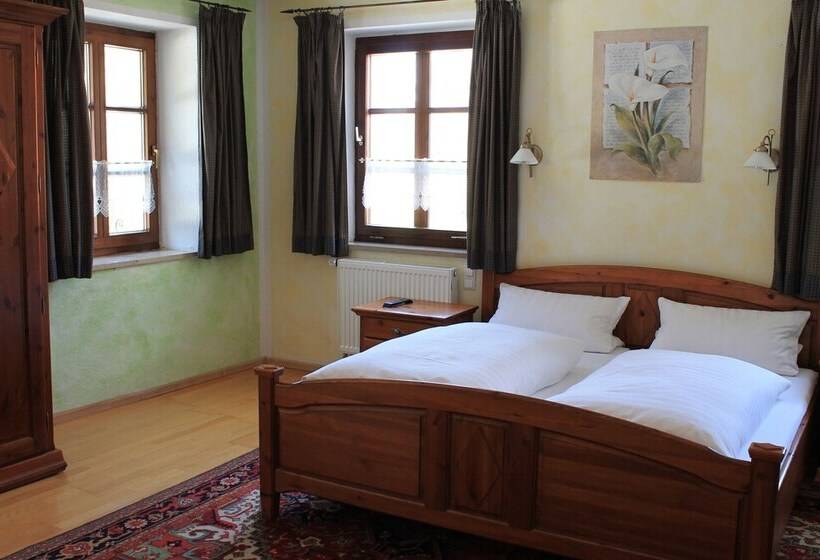 Номер Стандарт Трехместный, Landhotel Kahrmühle