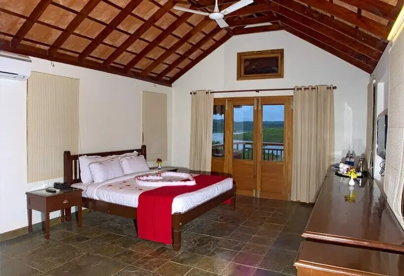 レイクビューデラックスルーム, Vistara Resort