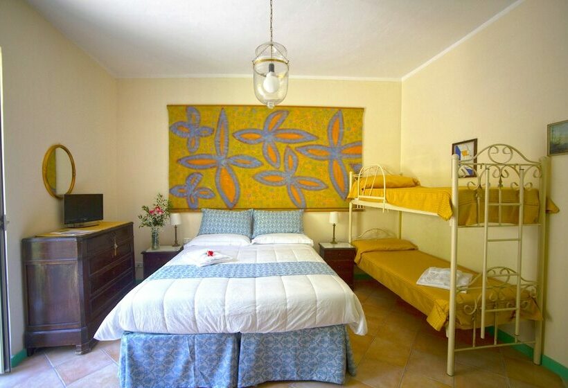 חדר סטנדרט לארבעה, B&b La Residenza Torchiara