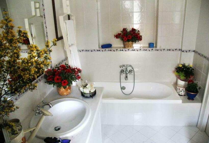 Четырехместный номер Премиум, B&b La Rosa