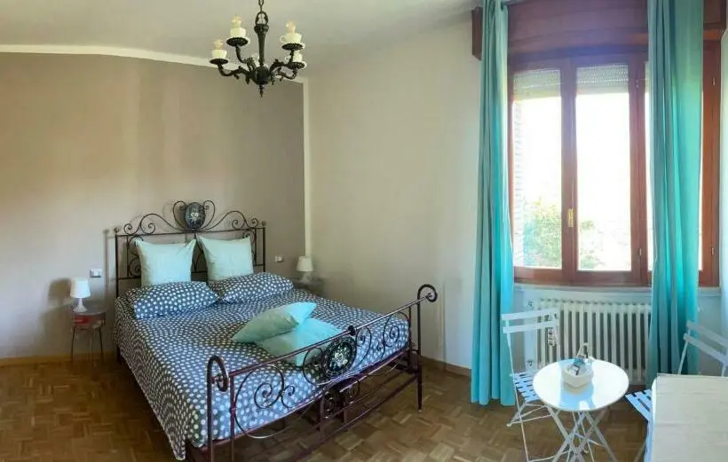 スタンダードルーム, B&b Tre Conigli Sul Comò