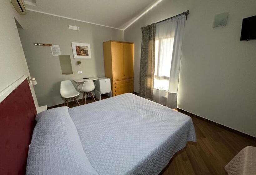 غرفة قياسية, Borgo Manfria