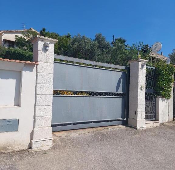 اتاق استاندارد, Borgo Manfria