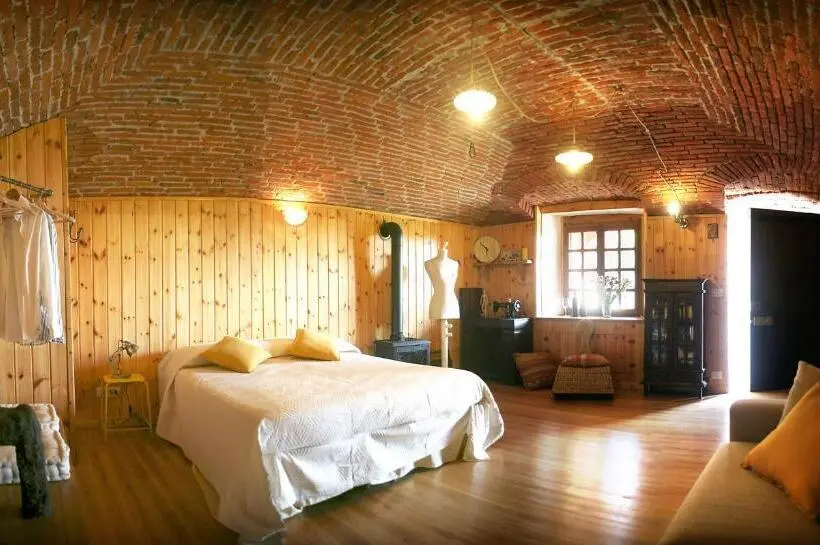 Deluxe Neljän Hengen Huone, Cascina Brunod