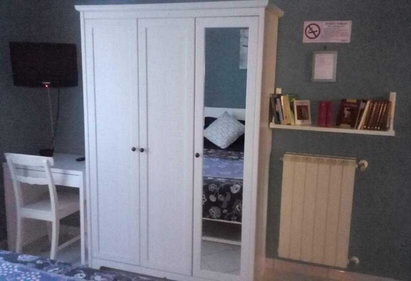 Pokój Standard z Balkonem, Il Viandante