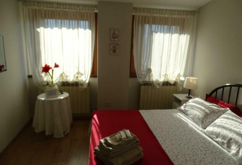 Номер Стандарт, La Casa Di Clara