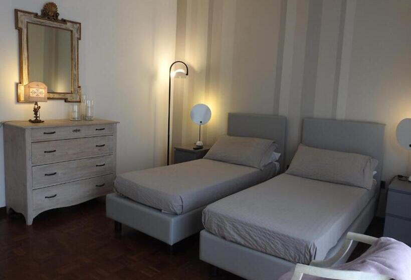 Номер Deluxe Вид на Сад, La Casa Di Clara