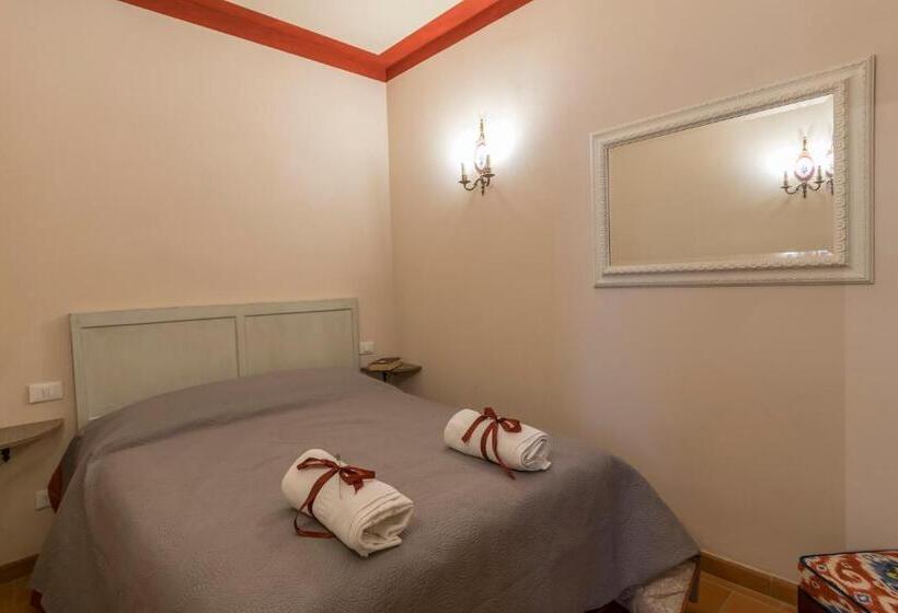 Chambre Triple Deluxe, La Chiusa Delle Monache