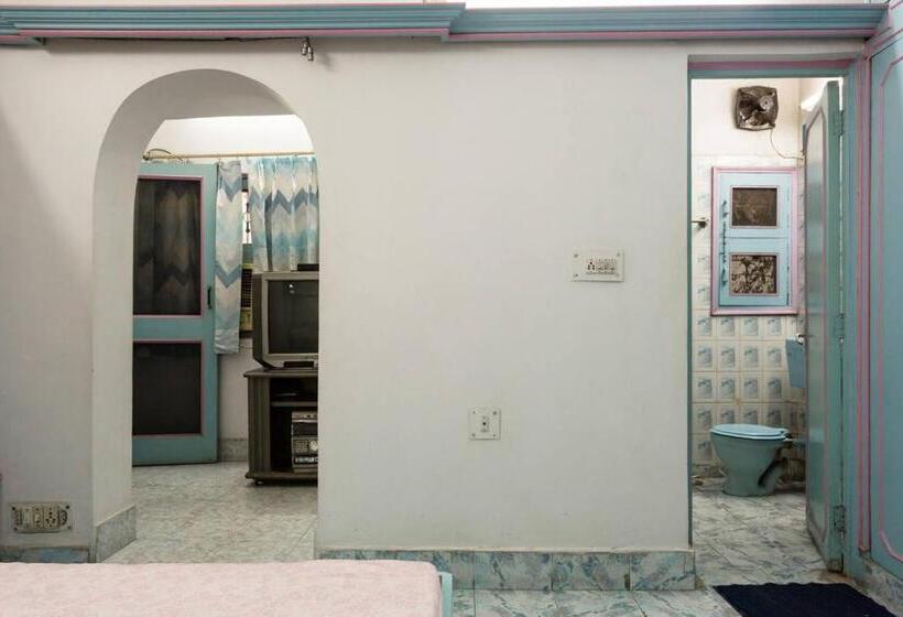 Quarto Deluxe com Sacada, Sangleela