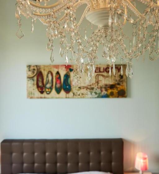 اتاق استاندارد, Sette Note Guest House