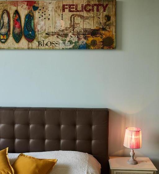 اتاق استاندارد, Sette Note Guest House