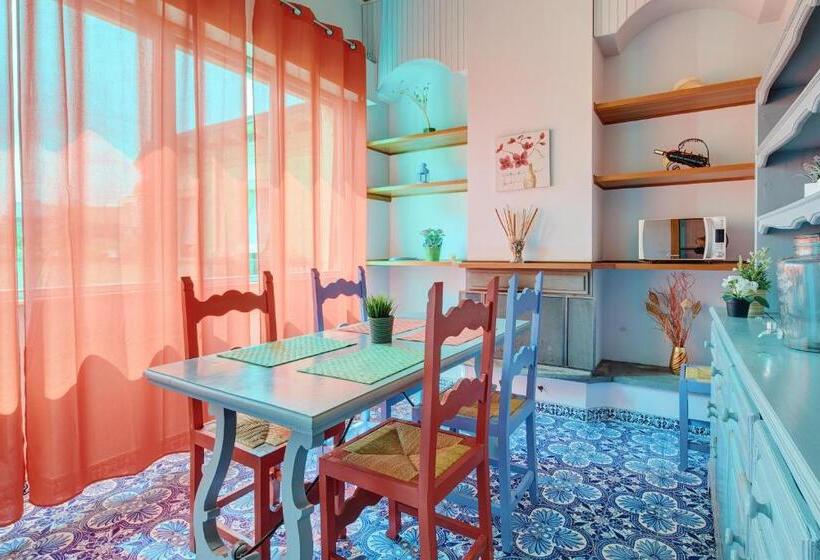 اتاق استاندارد سه نفره, Sette Note Guest House