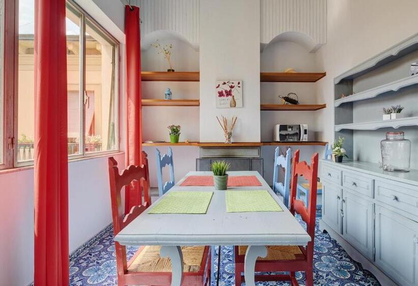 اتاق استاندارد سه نفره, Sette Note Guest House