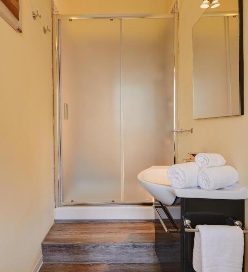 اتاق استاندارد, Sette Note Guest House