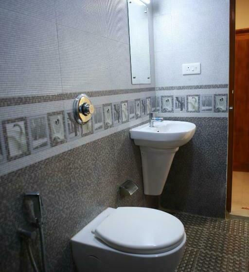 디럭스 룸, Anna Residency