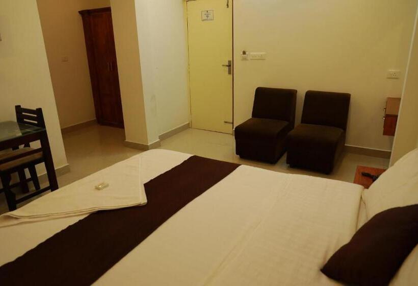 اتاق لوکس, Anna Residency