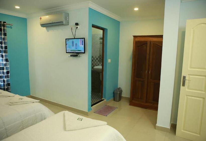 디럭스 트리플 룸, Anna Residency