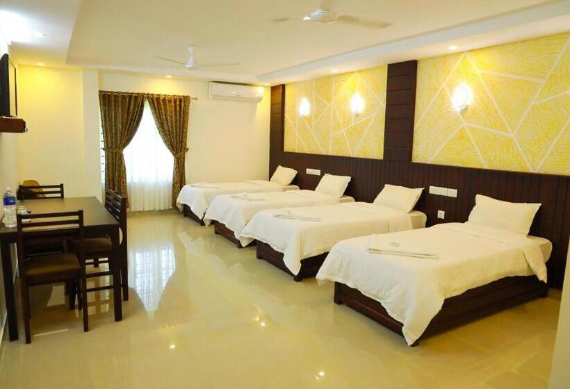 디럭스 4인 룸, Anna Residency