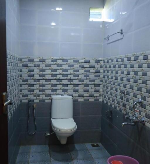 اتاق لوکس چهار تخته, Anna Residency