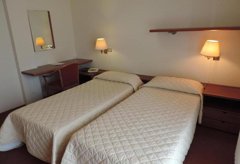 חדר אקונומי, Gama