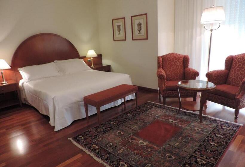 סוויטת ג'וניור סופריור, Gama