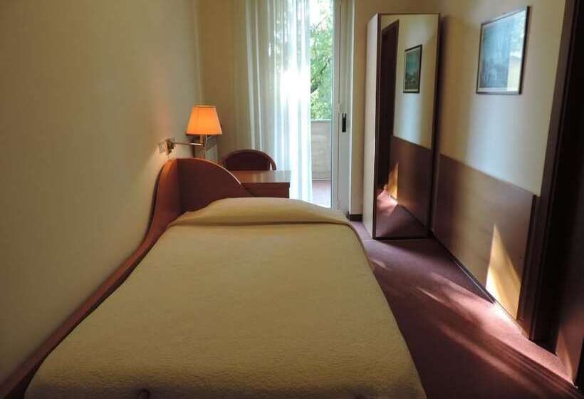 חדר אקונומי יחיד, Gama