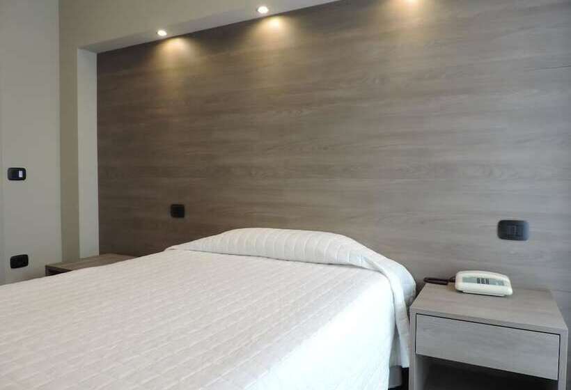 חדר סטנדרט יחיד, Gama