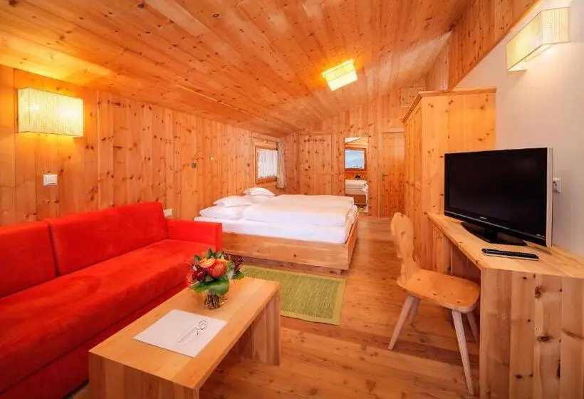 Deluxe Room Mountain View, Niedermair